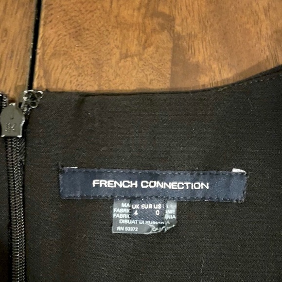 French Connection Sleeveless Black Dress Size 0 Fit and Flare - Picture 3 of 4